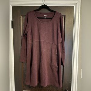 Duluth Trading Company AKHG Crosshaul Cotton Camp Dress